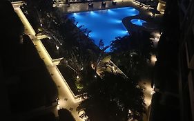 Sheraton Ocean 704 - Private Apartments
